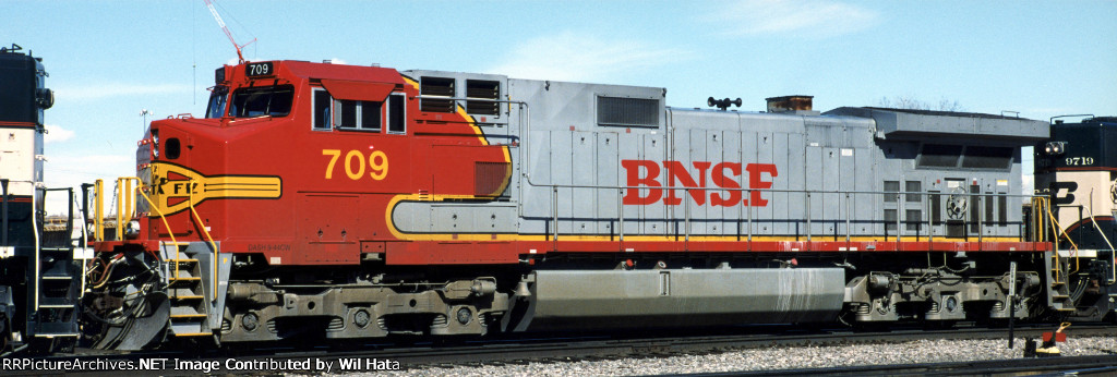 BNSF C44-9W 709